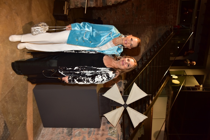 Da V�nc� Dream N�ght�ta Sanat, Kültür Ve Tasar�m Bulu�tu